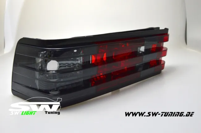 SW-Rückleuchte passend für Mercedes Benz W201 82-93 190E red/black