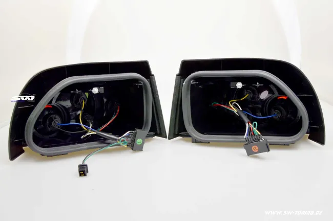 SW-Rückleuchten Renault Clio I 90-98 black 3türer