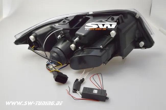 Angel Eye Scheinwerfer passend für 3er BMW E90/E91 05-09 Highpower-Standlichtringe black