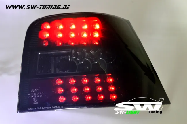 SW-Light LED Rückleuchte passend für VW Golf 4 mit LED Blinker smoke