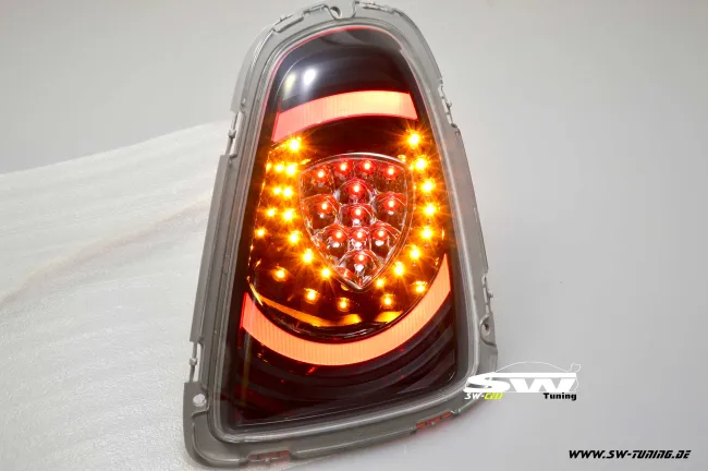 SW-Celi LED Rückleuchten für New Mini R56/R57 Cabrio 11-13 Black/white Lightbar