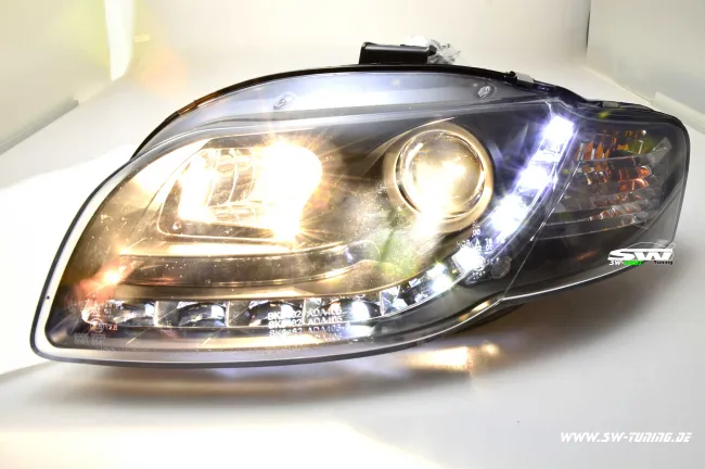 SW-Light Scheinwerfer Audi A4 B7 05-08 LED Standlicht black