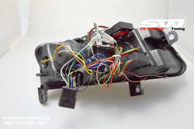 SW-DRLTube Xenon Scheinwerfer AUDI A6 4F 04-07 LED TFL R87 black