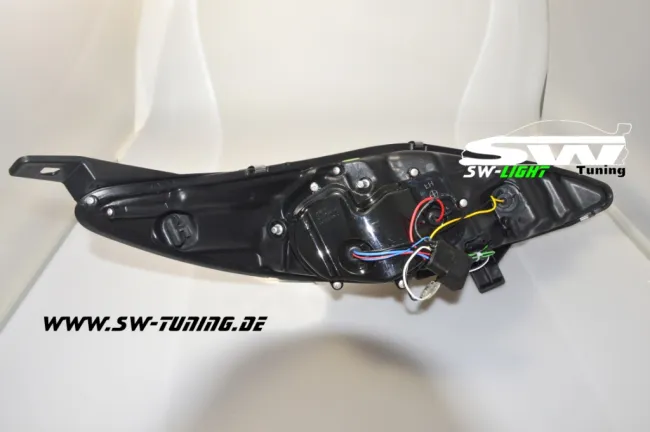 SW-Light Scheinwerfer passend für Ford Fiesta Mk7 JA8 08-13 LED Standlicht Black