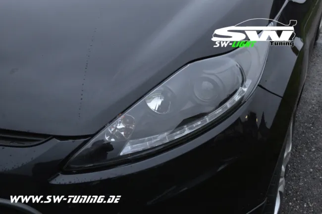 SW-Light Scheinwerfer passend für Ford Fiesta Mk7 JA8 08-13 LED Standlicht Black