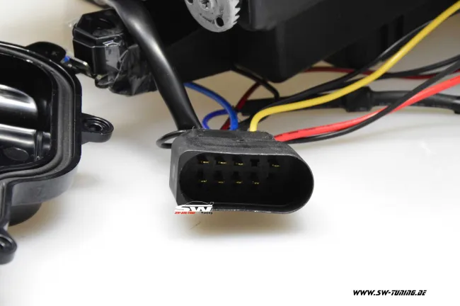 SW-DRLtube Scheinwerfer VW Golf VII 12-15 LED TFL R87 Chrome-Line black