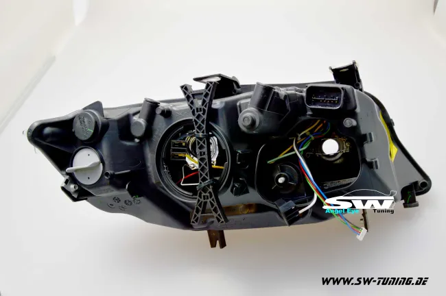 Angel Eye Scheinwerfer für 3er BMW E90 E91 05-13 High LED Standlichtringe Black