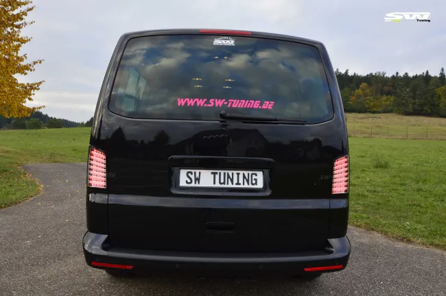 SW-Celi LED Rückleuchten passend für VW T5 Typ 7H 7E 03-15 Lightbar chrom / black