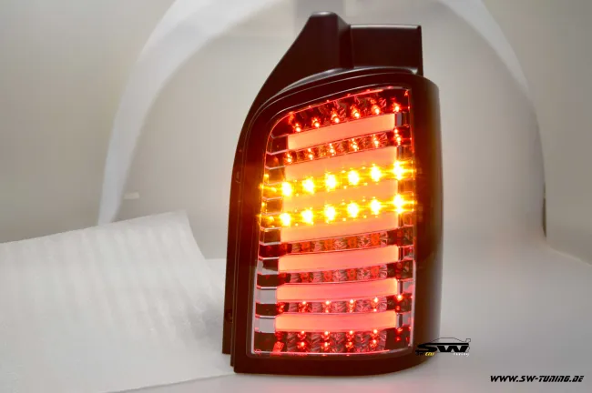 SW-Celi LED Rückleuchten passend für VW T5 Typ 7H 7E 03-15 Lightbar chrom / black