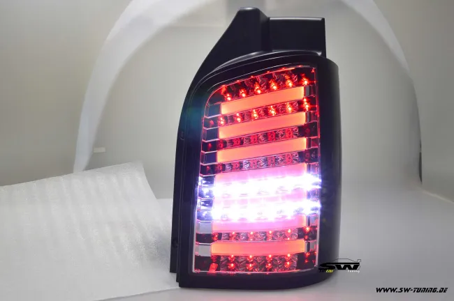 SW-Celi LED Rückleuchten passend für VW T5 Typ 7H 7E 03-15 Lightbar chrom / black
