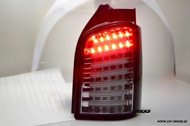 SW-Celi LED Rückleuchten passend für VW T5 Typ 7H 7E 03-15 Lightbar chrom / black