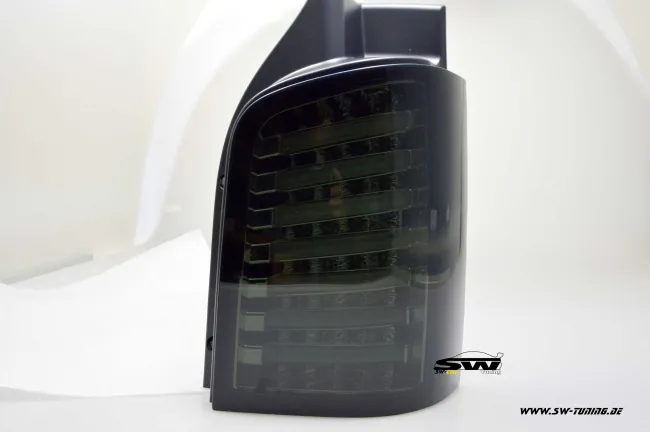 SW-Celi LED Rückleuchten passend für VW T5 Typ 7H 7E 03-15 Lightbar smoke
