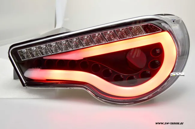 SW-Celi LED Rückleuchten für Toyota GT86 / Subaru BRZ 12-16 Black Lightbar