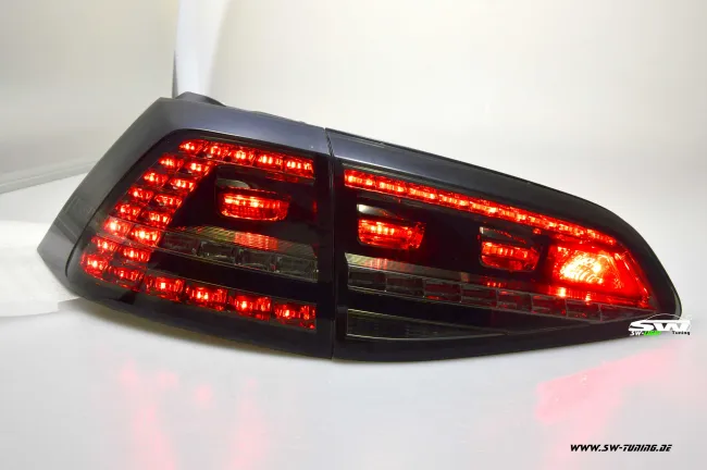 SWLight LED Rückleuchten passend für VW Golf 7 Limo AU 12-16 black/smoke (auch für Werks LED)