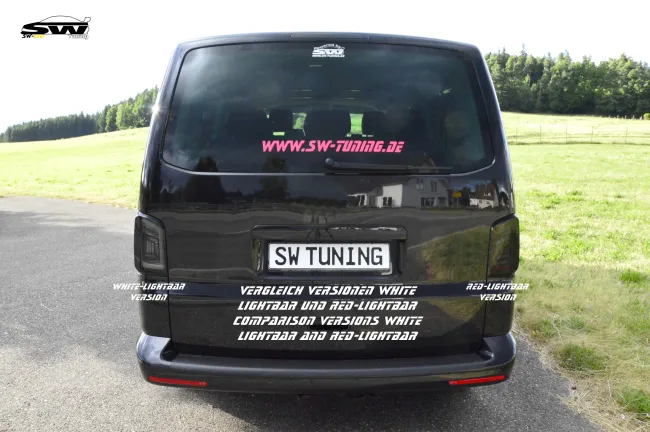 SW-Celi LED Rückleuchten für VW T5 Typ 7H 7E 05-15 Black/smoke RED-Lightbar