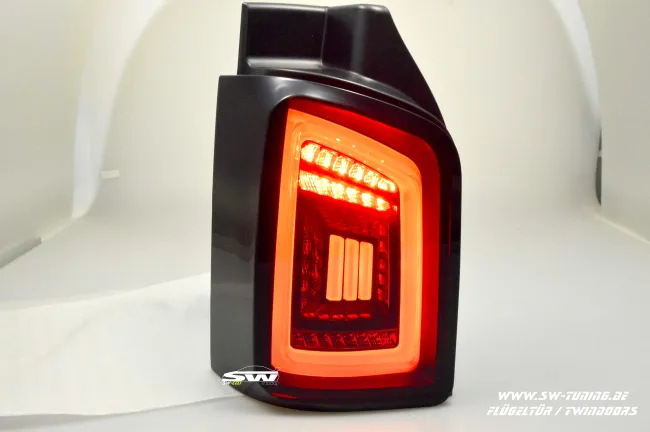 SW-Celi LED Rückleuchten für VW T5 Typ 7H 7E 03-15 Black/smoke White-Lightbar für Flügeltür