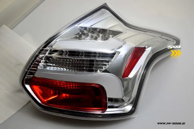 SW-Celi LED Rückleuchten für Ford Focus Mk3 CB8 DYB 11-15 5Türer-Fließheck Lightbar chrom