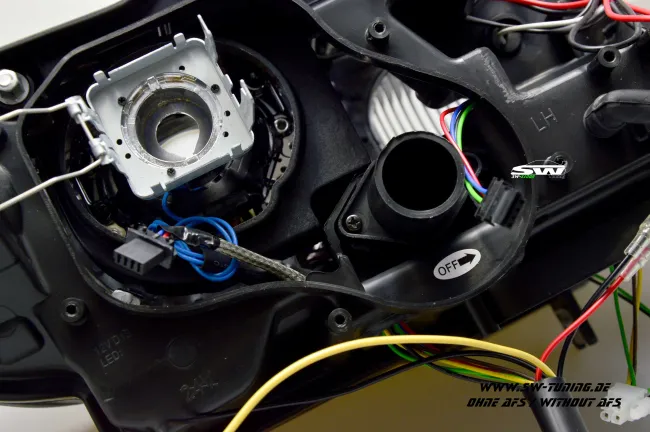 SW-Ltube Angel Eye Xenon Scheinwerfer für 3er BMW E92 E93 05-08 High U-LED TFL-Standlicht Black ohne AFS