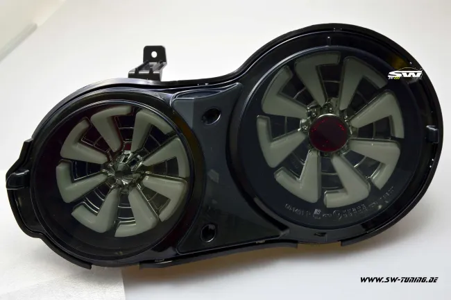 SW-Celi LED taillights for Nissan GT-R R35 09-16 Black/smoke White-Lightbar