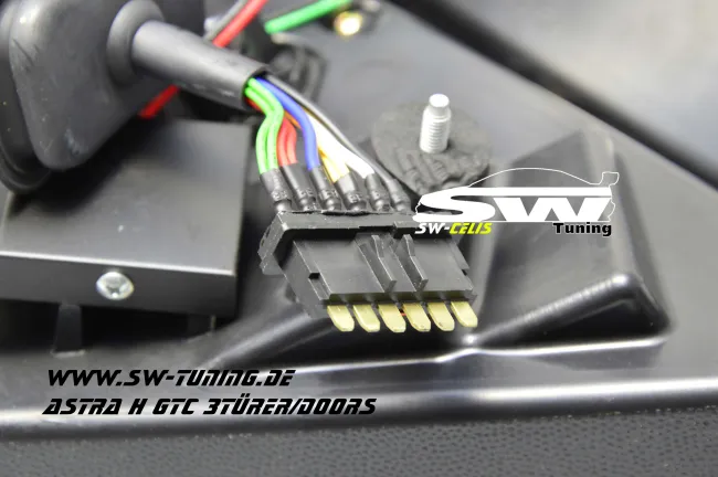 SW-Celi LED Rückleuchten für Opel Astra H GTC 3Türer 05-10 black/clear Lightbar