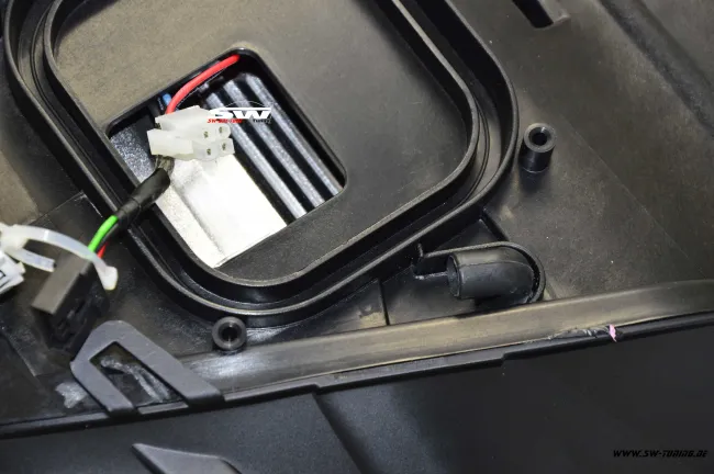 SW-DRLtube Angel Eye Xenon Scheinwerfer für BMW X5 E70 07-10 High LED U-DRL Black ohne AFS