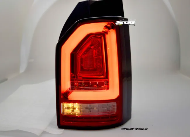 SW-Celi LED Rückleuchten für VW T6 Typ SG 16-20 Heckklappe red/clear mit Wischblinker