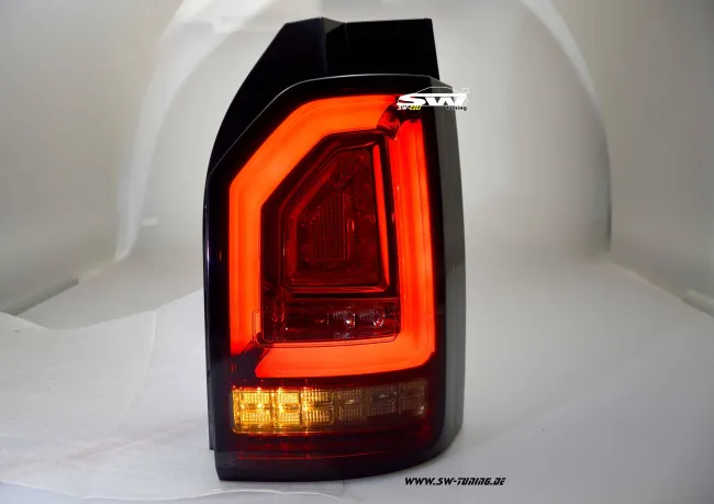 SW-Celi LED Rückleuchten für VW T6 Typ SG 16-20 Heckklappe red/smoke mit Wischblinker