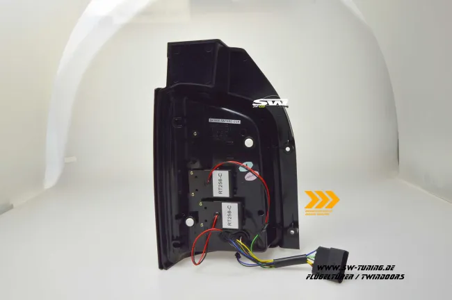 SW-Celi LED Rückleuchten für VW T6 Typ SG 16-20 Flügeltür red/clear mit Wischblinker