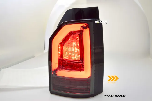 SW-Celi LED Rückleuchten für VW T6 Typ SG 16-20 Heckklappe smoke mit Wischblinker
