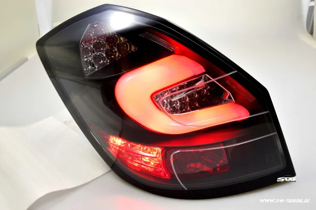 SW-Celi LED Rückleuchten Skoda Fabia II 5j 5Türer 07-15 black/clear Lightbar