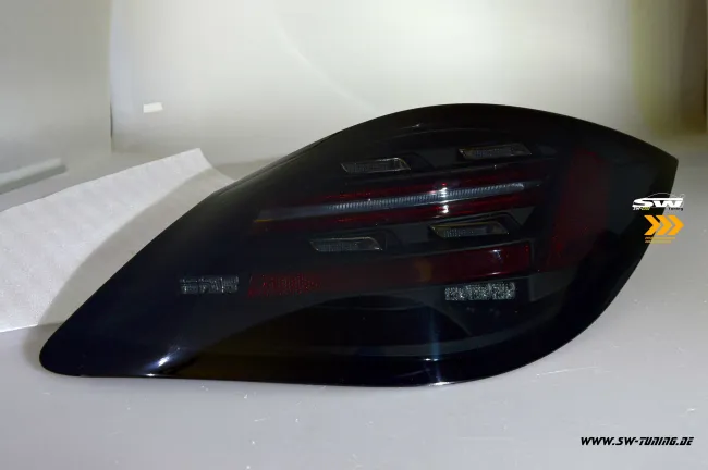 SW-Celi LED Rückleuchten für Porsche Boxster Cayman 987.2 Facelift 10-14 Black/smoke Lightbar-RED
