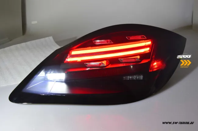 SW-Celi LED Rückleuchten für Porsche Boxster Cayman 987.2 Facelift 10-14 Black/smoke Lightbar-RED