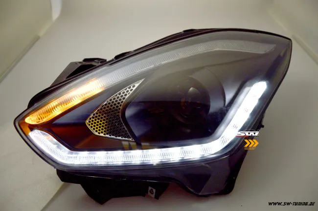SW-DRLTube Scheinwerfer Suzuki Swift AZ/RZ 17-21 Black LED Wischblinker / LED TFL