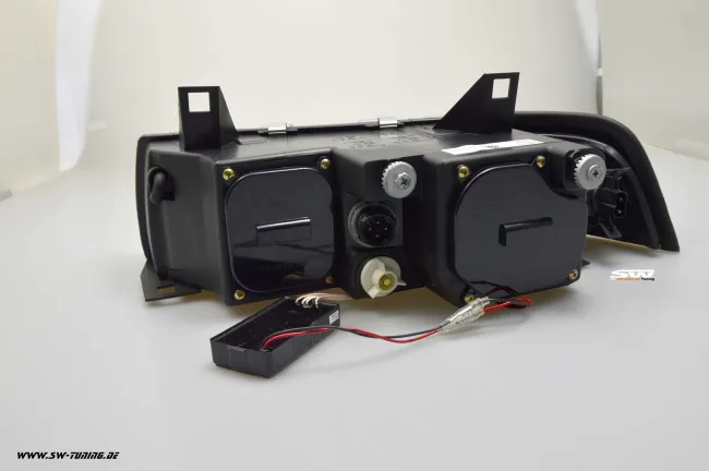 Angel Eye Scheinwerfer für 3er BMW E36 Limo / Touring CCFL-Standlichtringe Black