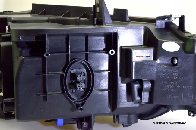 SW-DRL Angel Eye Xenon Scheinwerfer für 3er BMW Typ F30/F31 12-15 LED U-TFL-Standlichtringe black für AFS