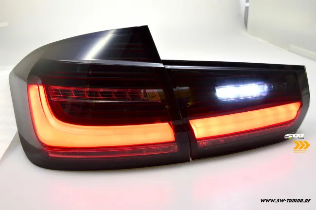 SWCeli LED Rückleuchten passend für BMW 3er F30 Limo 12-18 Black/smoke Dynamischer LED Blinker