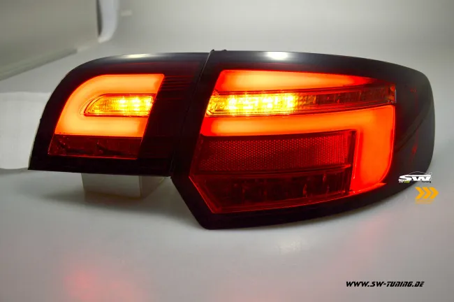 SW-Celi LED Rückleuchten für Audi A3 8PA 03-08 Sportback Lightbar LED Wischblinker red/smoke