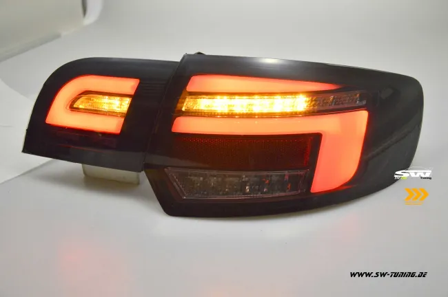 SW-Celi LED Rückleuchten für Audi A3 8PA 03-08 Sportback Lightbar LED Wischblinker Black/smoke