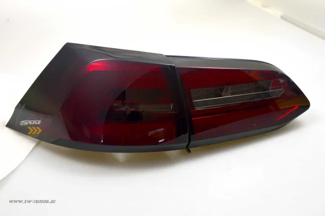 SWCeli LED taillights suitable for VW Golf 7 Variant estate 13-17 red smoke LED wiping indicators