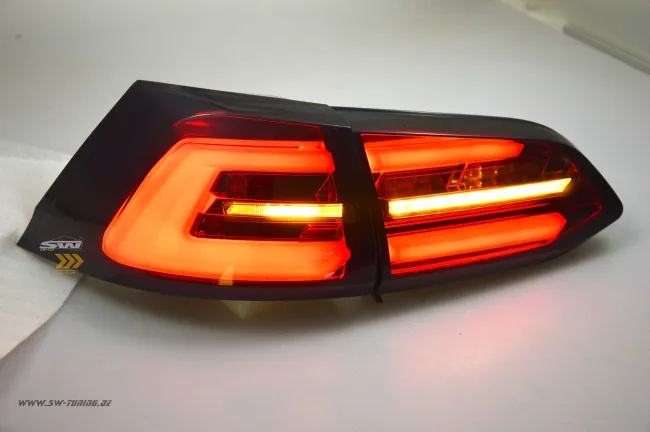SWCeli LED taillights suitable for VW Golf 7 Variant estate 13-17 red smoke LED wiping indicators