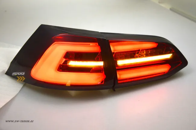 SWCeli LED taillights suitable for VW Golf 7 Variant estate 13-17 red smoke LED wiping indicators