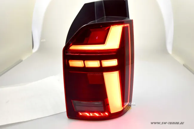 SWCeli LED Rückleuchten passend für VW T6 / T6.1 16-24 red mit Wischblinker Upgrade