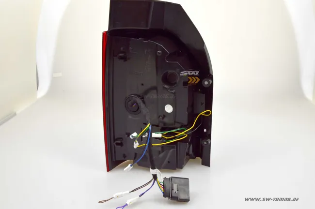 SWCeli LED Rückleuchten passend für VW T6 / T6.1 16-24 red mit Wischblinker Upgrade