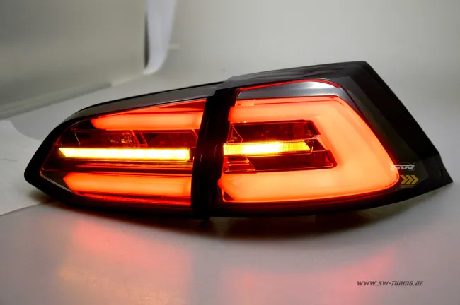 SWCeli LED taillights suitable for Golf 7.5 facelift stationwagen 18-20 smoke LED wipe indicators for OE LED